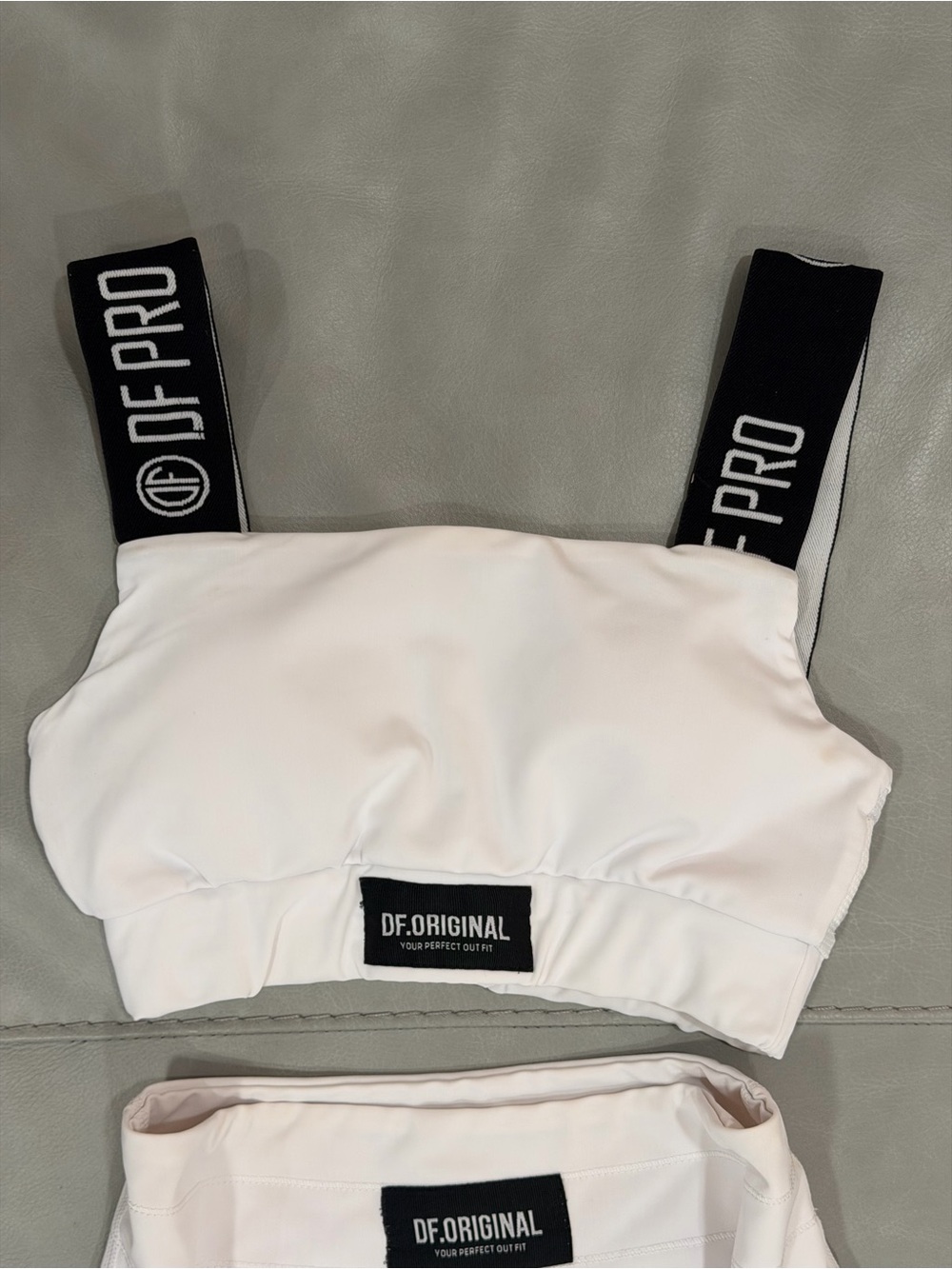 DF Original Pro Bianco White Sports Bra & Biker Shorts Set Size XS/S - Picture 6 of 13